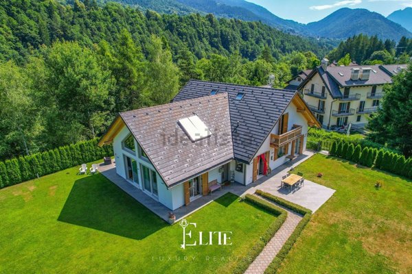 casa indipendente in vendita a Santa Maria Maggiore