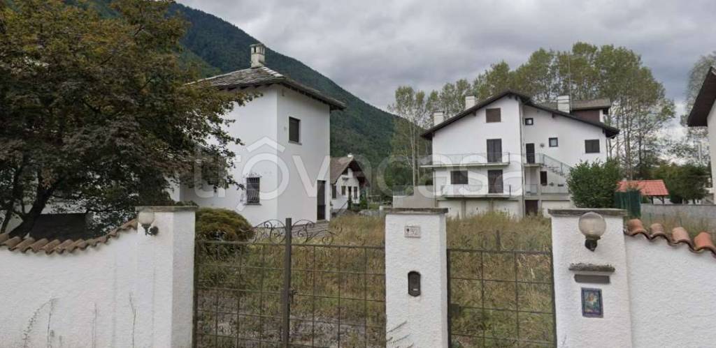 casa indipendente in vendita a Santa Maria Maggiore