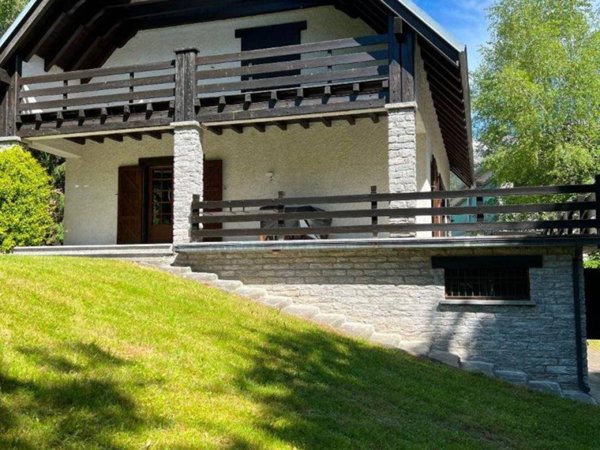 casa indipendente in vendita a Santa Maria Maggiore