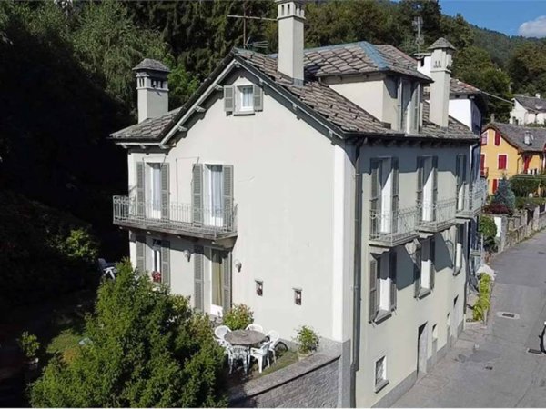 casa indipendente in vendita a Santa Maria Maggiore