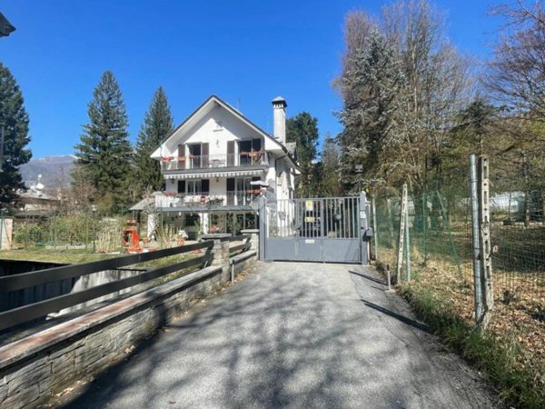casa indipendente in vendita a Santa Maria Maggiore