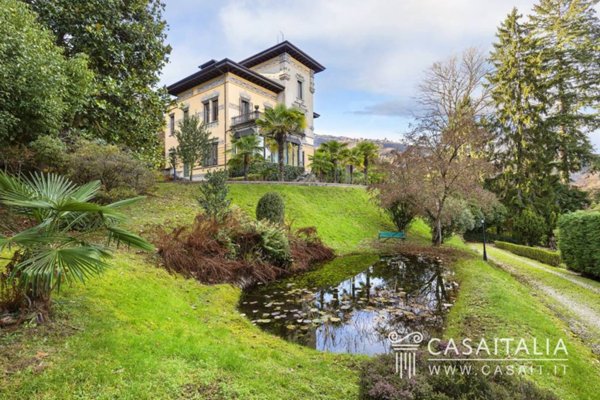 casa indipendente in vendita a Stresa