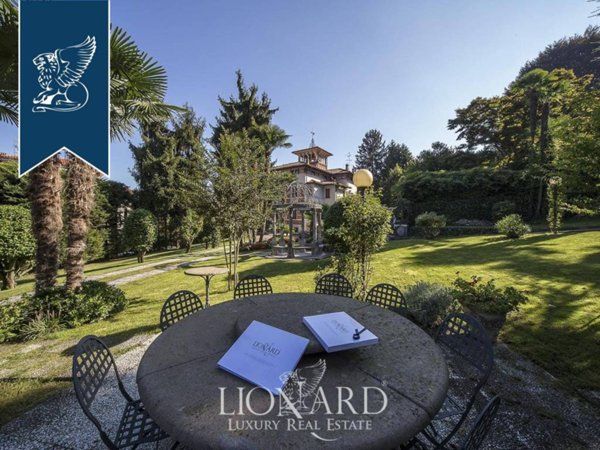casa indipendente in vendita a Stresa