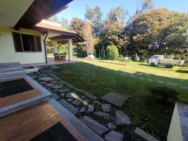 casa indipendente in vendita a Stresa
