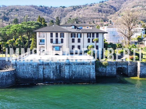 appartamento in vendita a Stresa