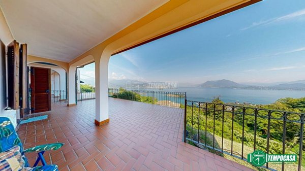 appartamento in vendita a Stresa in zona Someraro