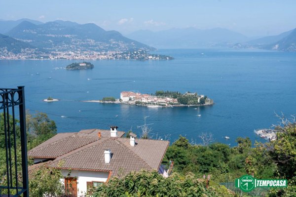appartamento in vendita a Stresa in zona Someraro