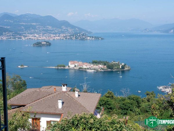 appartamento in vendita a Stresa in zona Someraro