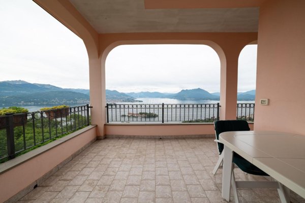 appartamento in vendita a Stresa in zona Someraro