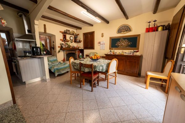 appartamento in vendita a Stresa in zona Someraro
