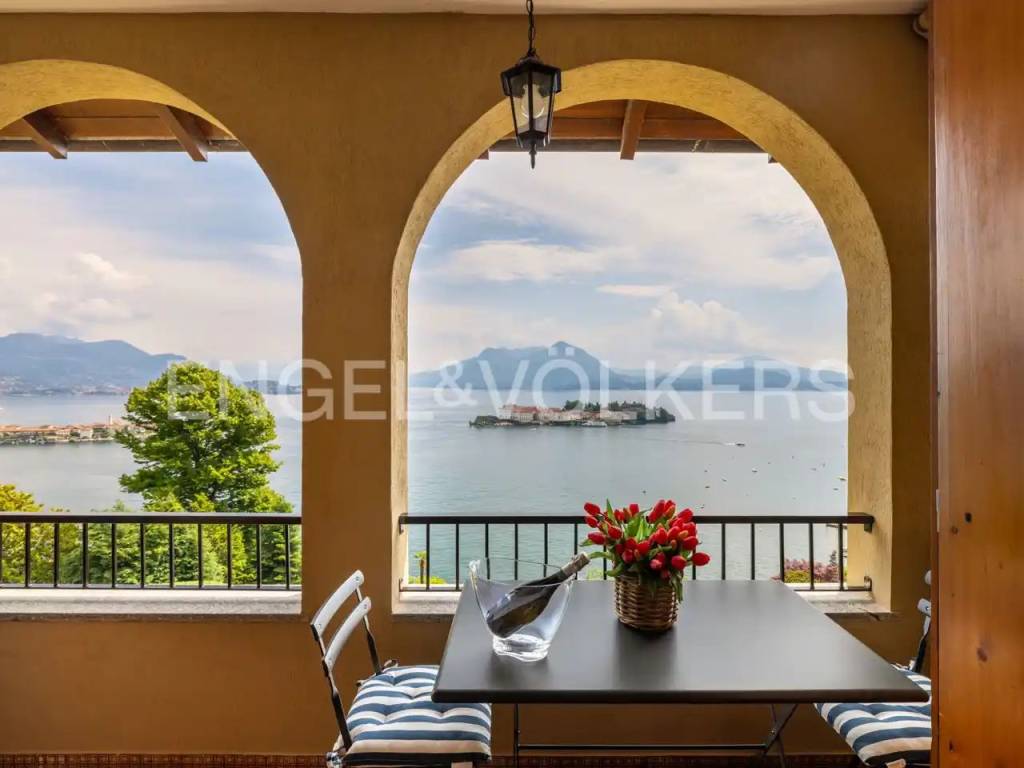 appartamento in vendita a Stresa
