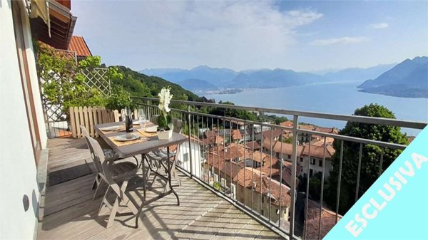 appartamento in vendita a Stresa in zona Magognino
