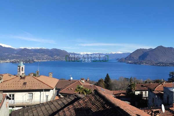 appartamento in vendita a Stresa in zona Vedasco