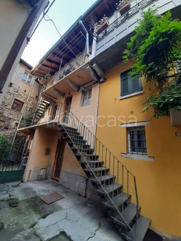appartamento in vendita a Stresa
