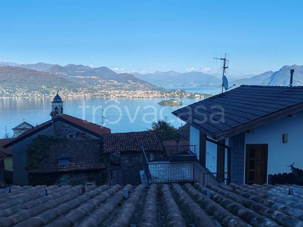 casa indipendente in vendita a Stresa