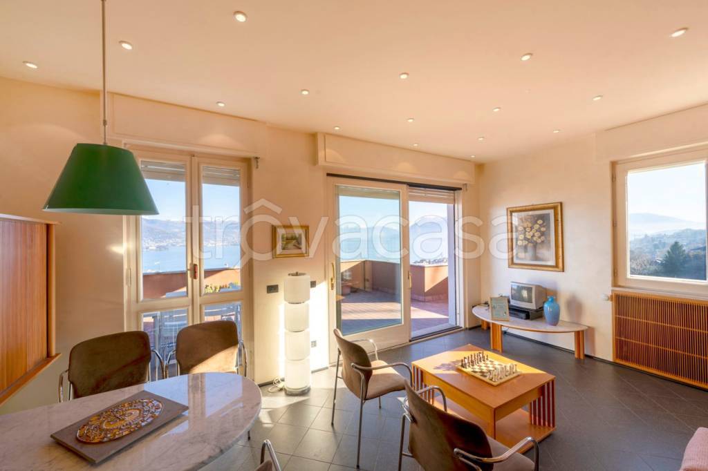 appartamento in vendita a Stresa