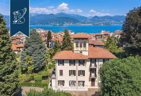 casa indipendente in vendita a Stresa