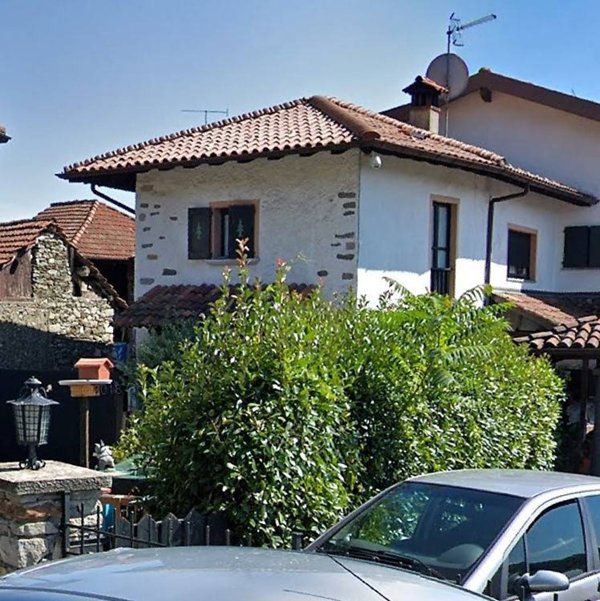 casa indipendente in vendita a Stresa