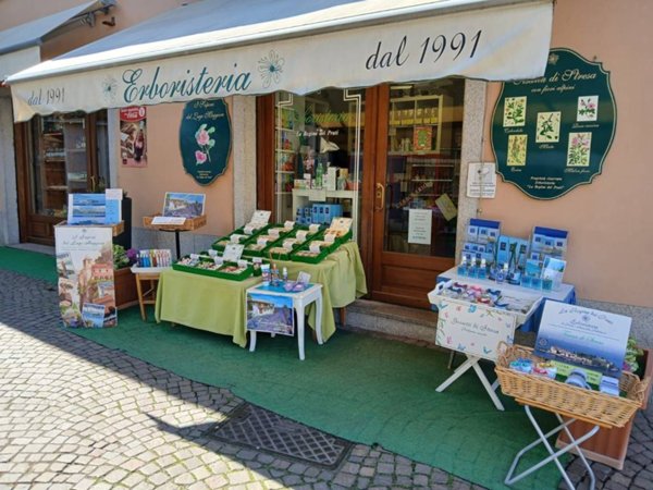 negozio in vendita a Stresa