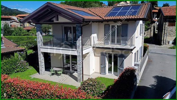 casa indipendente in vendita a Stresa in zona Mottarone