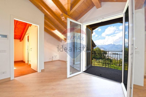 appartamento in vendita a Stresa