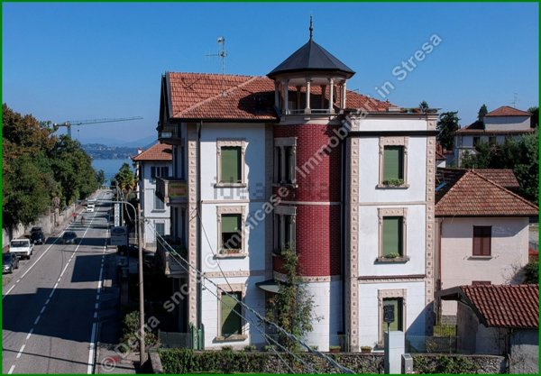 appartamento in vendita a Stresa in zona Carciano