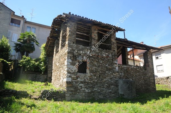 quadrivano in vendita a Stresa in zona Brisino