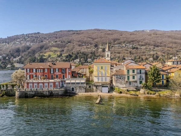 casa indipendente in vendita a Stresa