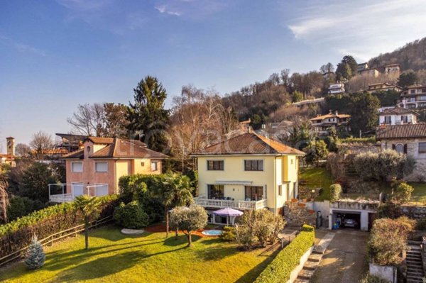 casa indipendente in vendita a Stresa