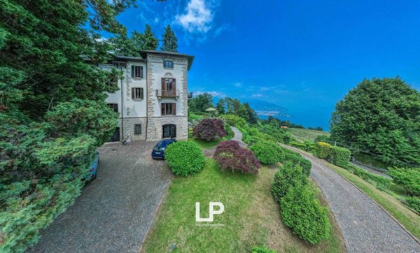casa indipendente in vendita a Stresa