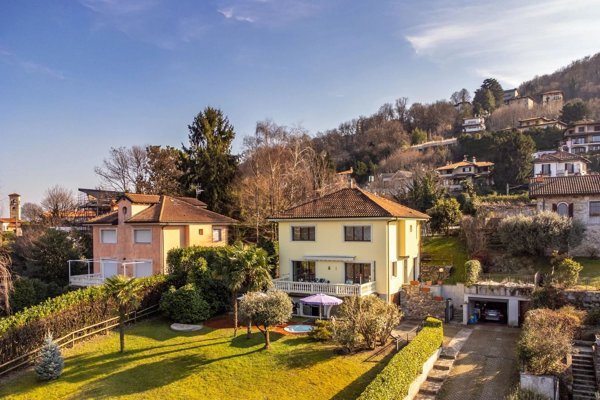 casa indipendente in vendita a Stresa