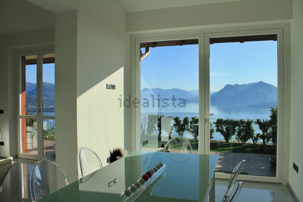 casa indipendente in vendita a Stresa in zona Someraro