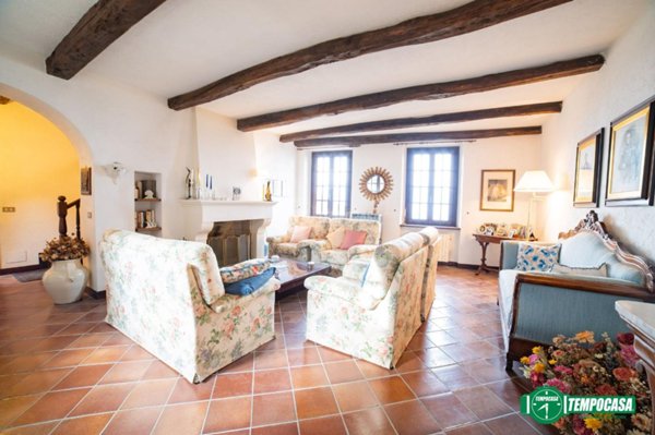 casa indipendente in vendita a Stresa in zona Magognino