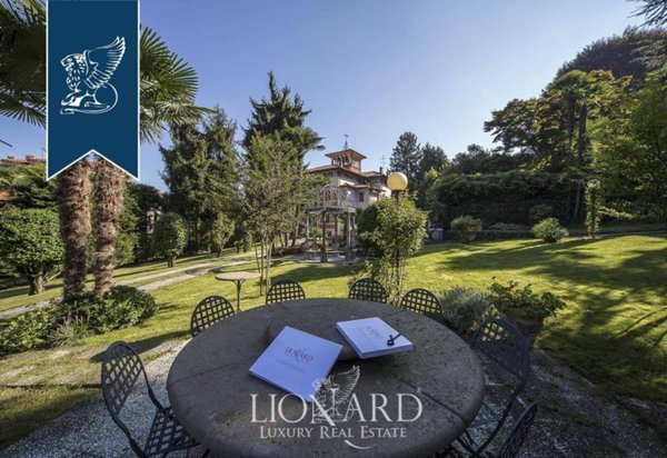 casa indipendente in vendita a Stresa