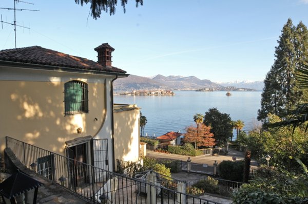 casa indipendente in vendita a Stresa in zona Mottarone