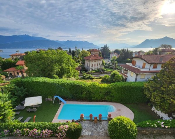 casa indipendente in vendita a Stresa