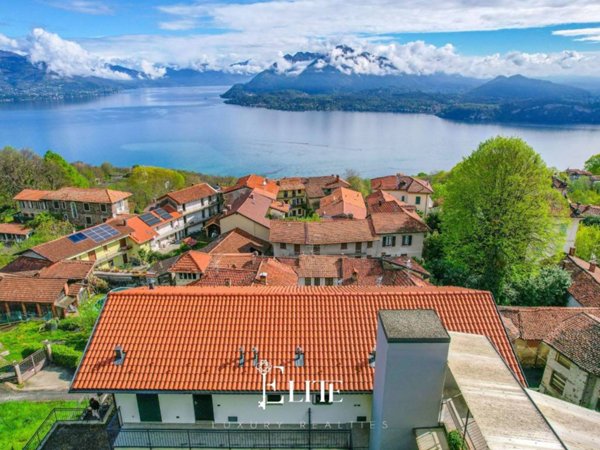 appartamento in vendita a Stresa in zona Magognino