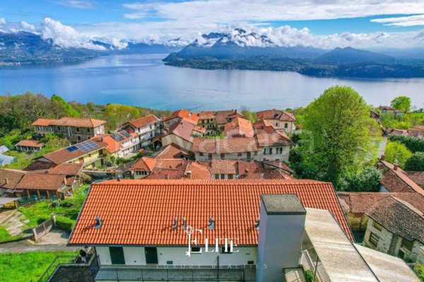 appartamento in vendita a Stresa in zona Magognino