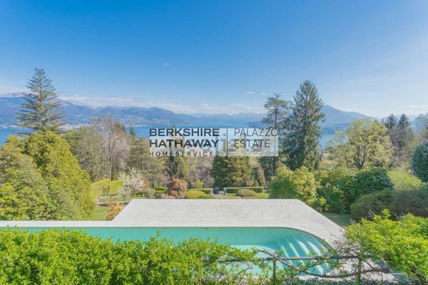 casa indipendente in vendita a Stresa