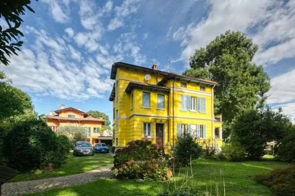casa indipendente in vendita a Stresa