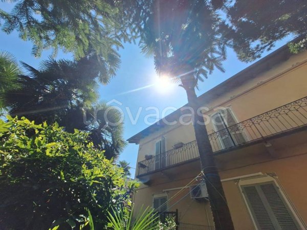 casa indipendente in vendita a Stresa