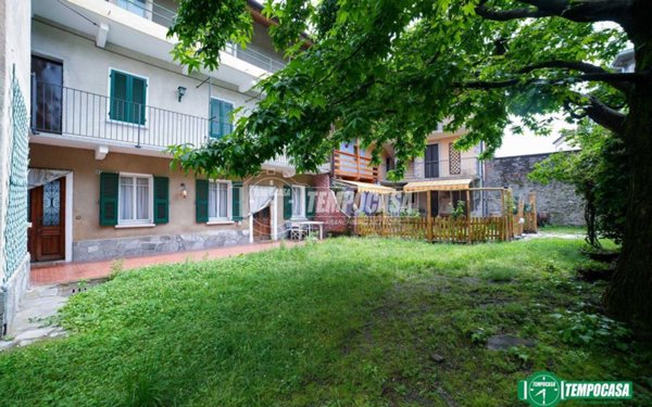 appartamento in vendita a Stresa in zona Magognino