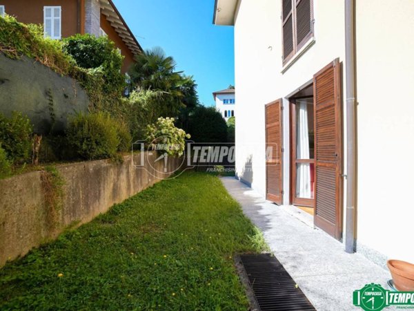 appartamento in vendita a Stresa in zona Carciano