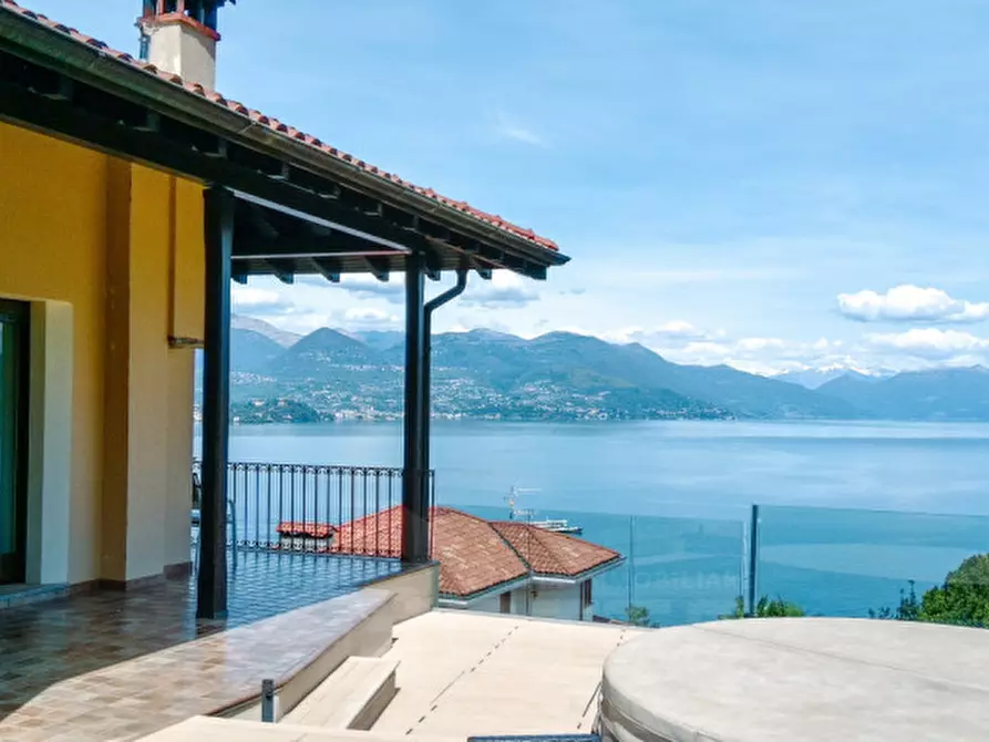 casa indipendente in vendita a Stresa