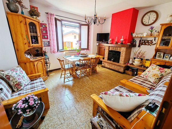 casa indipendente in vendita a Stresa