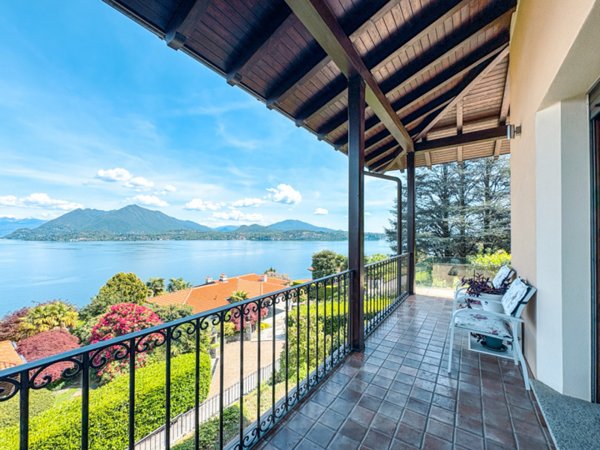 casa indipendente in vendita a Stresa