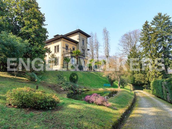 casa indipendente in vendita a Stresa