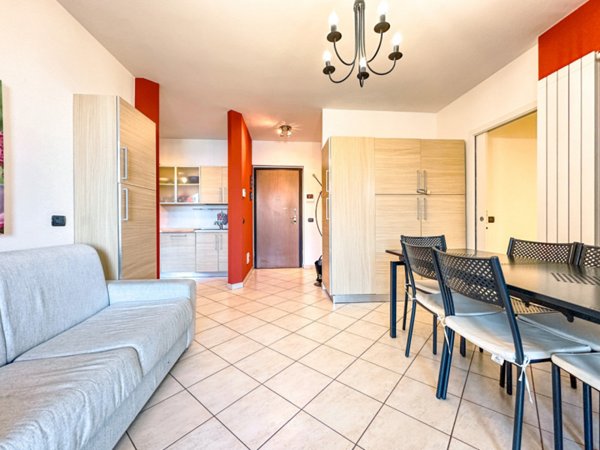 casa indipendente in vendita a Stresa in zona Levo