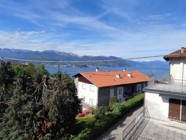 casa indipendente in vendita a Stresa