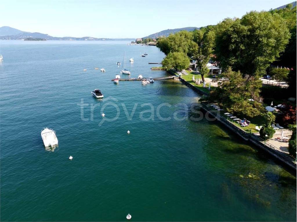 casa indipendente in vendita a Stresa